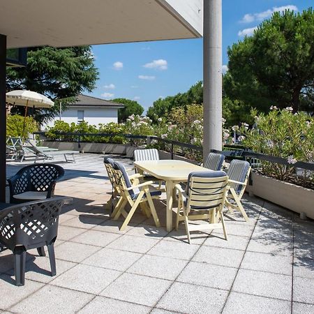 Garda Fantasy Terrazza Apartamento Desenzano del Garda Exterior foto